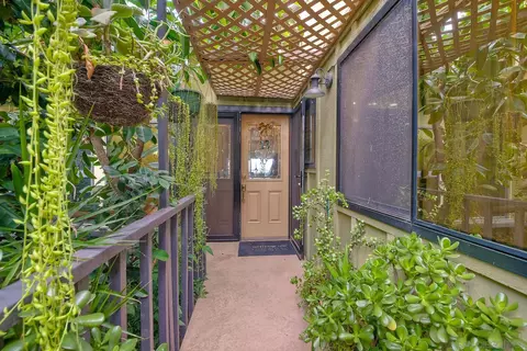 31418 Club Vista Ln, Bonsall, CA 92003