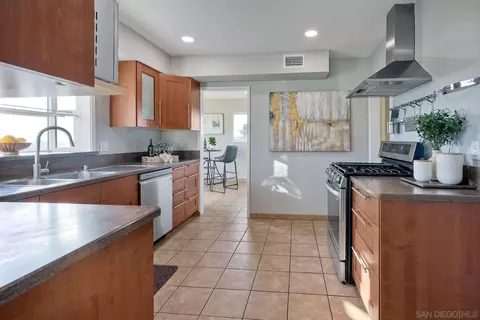 4380 Maple Ave, La Mesa, CA 91941 photo 8