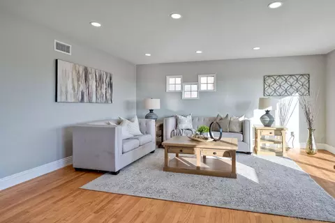 4380 Maple Ave, La Mesa, CA 91941 photo 2
