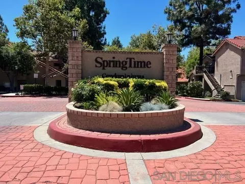 2336 Archwood Ln #59, Simi Valley, CA 93063