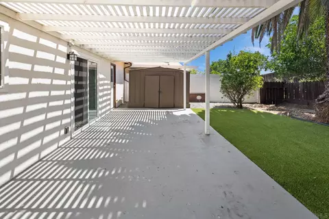 3333 Buena Hills Dr, Oceanside, CA 92056 photo 27