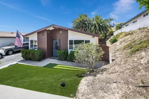 3333 Buena Hills Dr, Oceanside, CA 92056 photo 3