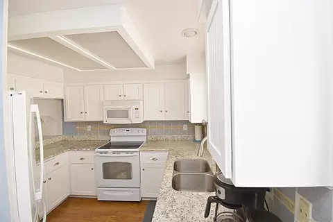 13804 Pinkard Way #35, El Cajon, CA 92021 photo 2