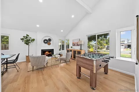 2709 York, Carlsbad, CA 92010 photo 3