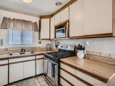 9421 Pike Rd, Santee, CA 92071 photo 12