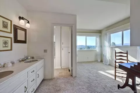 2456 Summit Dr, Escondido, CA 92025 photo 21