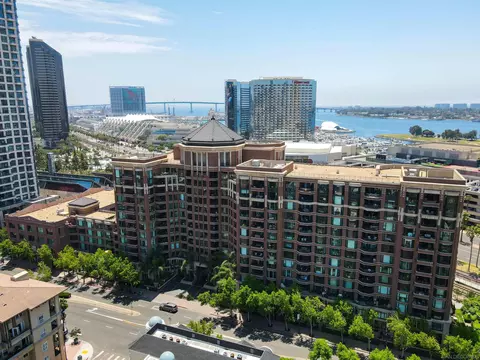 500 W Harbor Dr #1018, San Diego, CA 92101