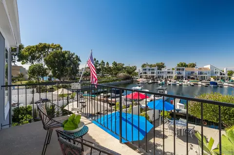 3863 Aruba Cir, Huntington Beach, CA 92649
