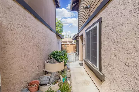 9610 Nectarine Dr, Lakeside, CA 92040 photo 5
