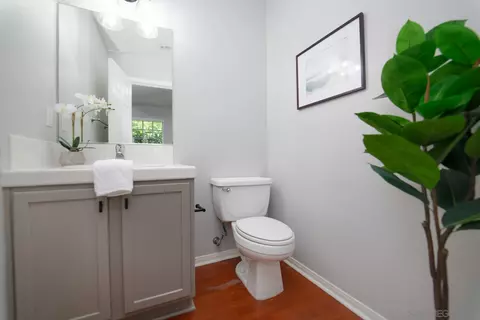 1354 Elm Ave, Imperial Beach, CA 91932 photo 9