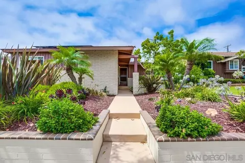1142 Opal St, San Diego, CA 92109