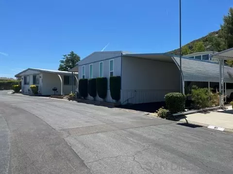 7467 Mission Gorge Rd #SPC 80, Santee, CA 92071 photo 2
