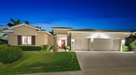 165 Camino Bailen, Escondido, CA 92029