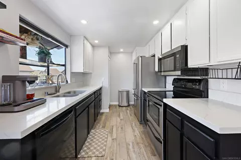3658 Avocado Village Ct #54, La Mesa, CA 91941