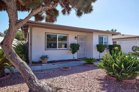 3663 Seaflower Ln, Oceanside, CA 92056 photo 3