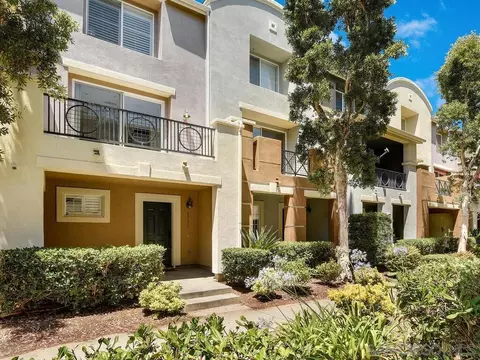 8751 Plaza Park Ln, San Diego, CA 92123