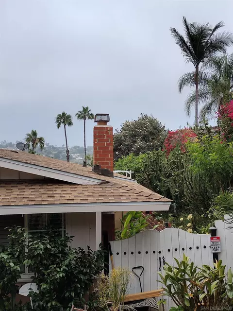 2410 Sarbonne Dr, Oceanside, CA 92054 photo 4