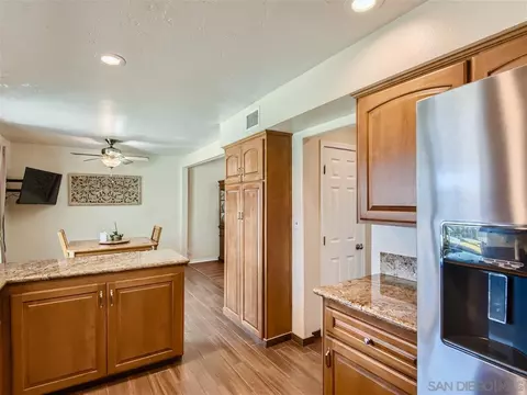 10109 Timberlane Way, Santee, CA 92071 photo 7