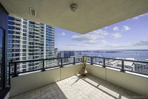 1205 Pacific Hwy #2306, San Diego, CA 92101