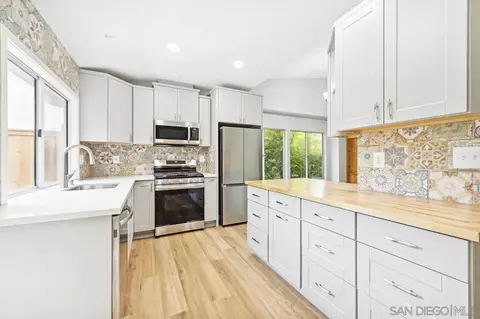3342 Par Dr, Oceanside, CA 92056 photo 4