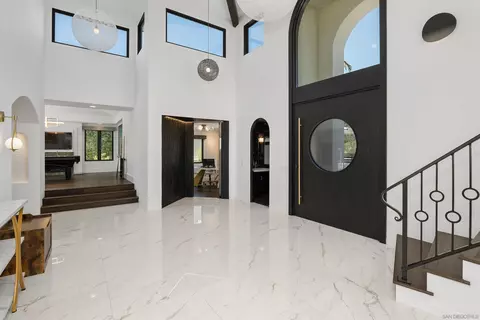 2416 Dresden Pl, La Jolla, CA 92037 photo 5