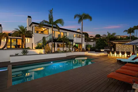 2416 Dresden Pl, La Jolla, CA 92037