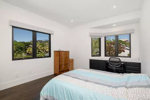 2416 Dresden Pl, La Jolla, CA 92037 photo 24