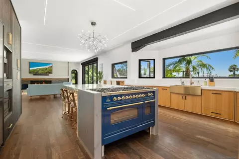 2416 Dresden Pl, La Jolla, CA 92037 photo 6