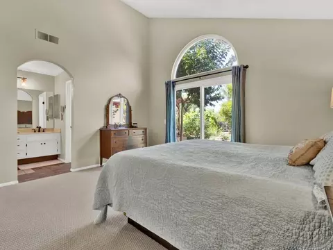 1591 Madrid Dr, Vista, CA 92081 photo 12