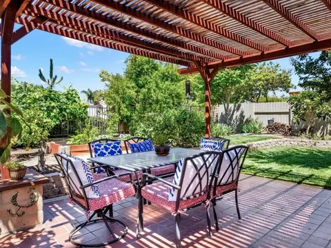 1591 Madrid Dr, Vista, CA 92081 photo 33