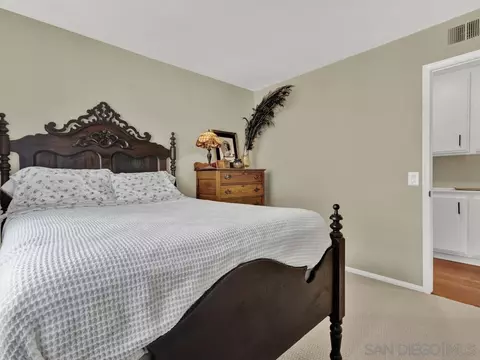 1591 Madrid Dr, Vista, CA 92081 photo 21