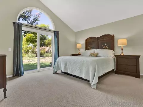 1591 Madrid Dr, Vista, CA 92081 photo 11