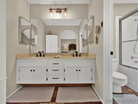 1591 Madrid Dr, Vista, CA 92081 photo 17