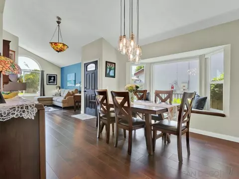 1591 Madrid Dr, Vista, CA 92081 photo 5