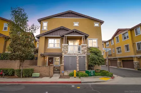 3000 Cole Grade Dr, Santee, CA 92071