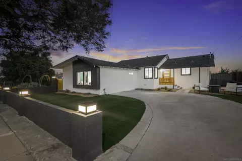 5745 Kenwood St, San Diego, CA 92114