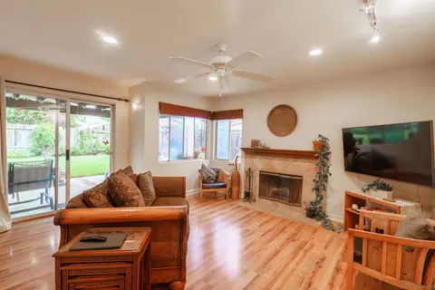 3427 Meadow View Dr, Oceanside, CA 92058 photo 3