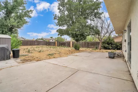 686 Artesian Ave, San Jacinto, CA 92583 photo 25