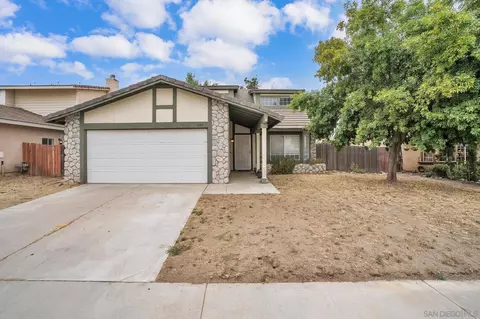 686 Artesian Ave, San Jacinto, CA 92583 photo 4