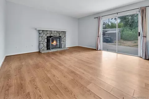 686 Artesian Ave, San Jacinto, CA 92583 photo 11