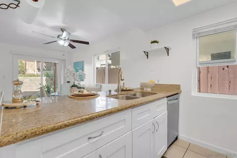 638 Pecos St, Spring Valley, CA 91977 photo 6