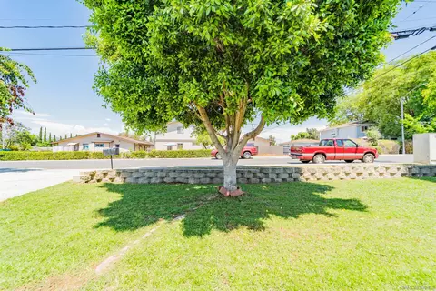 209 S Cedar St, Escondido, CA 92025 photo 27