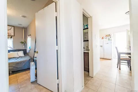 209 S Cedar St, Escondido, CA 92025 photo 48