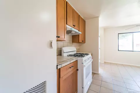 209 S Cedar St, Escondido, CA 92025 photo 40