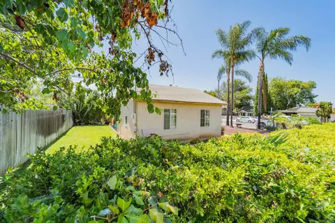209 S Cedar St, Escondido, CA 92025 photo 13
