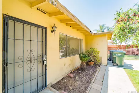 209 S Cedar St, Escondido, CA 92025 photo 11
