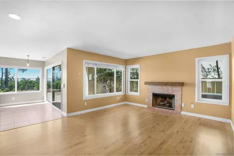 1635 Olympus Loop, Vista, CA 92081 photo 20