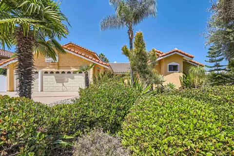 17464 Saint Andrews Dr, Poway, CA 92064