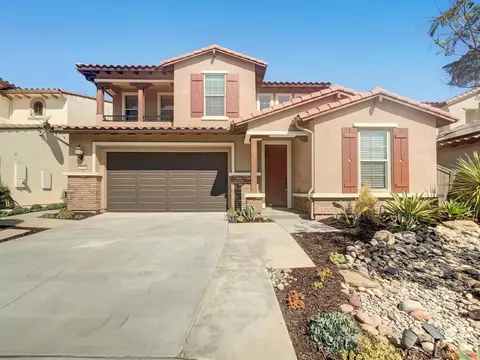 524 Machado Way, Vista, CA 92083