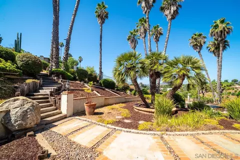 3143 Ryan Dr, Escondido, CA 92025 photo 4